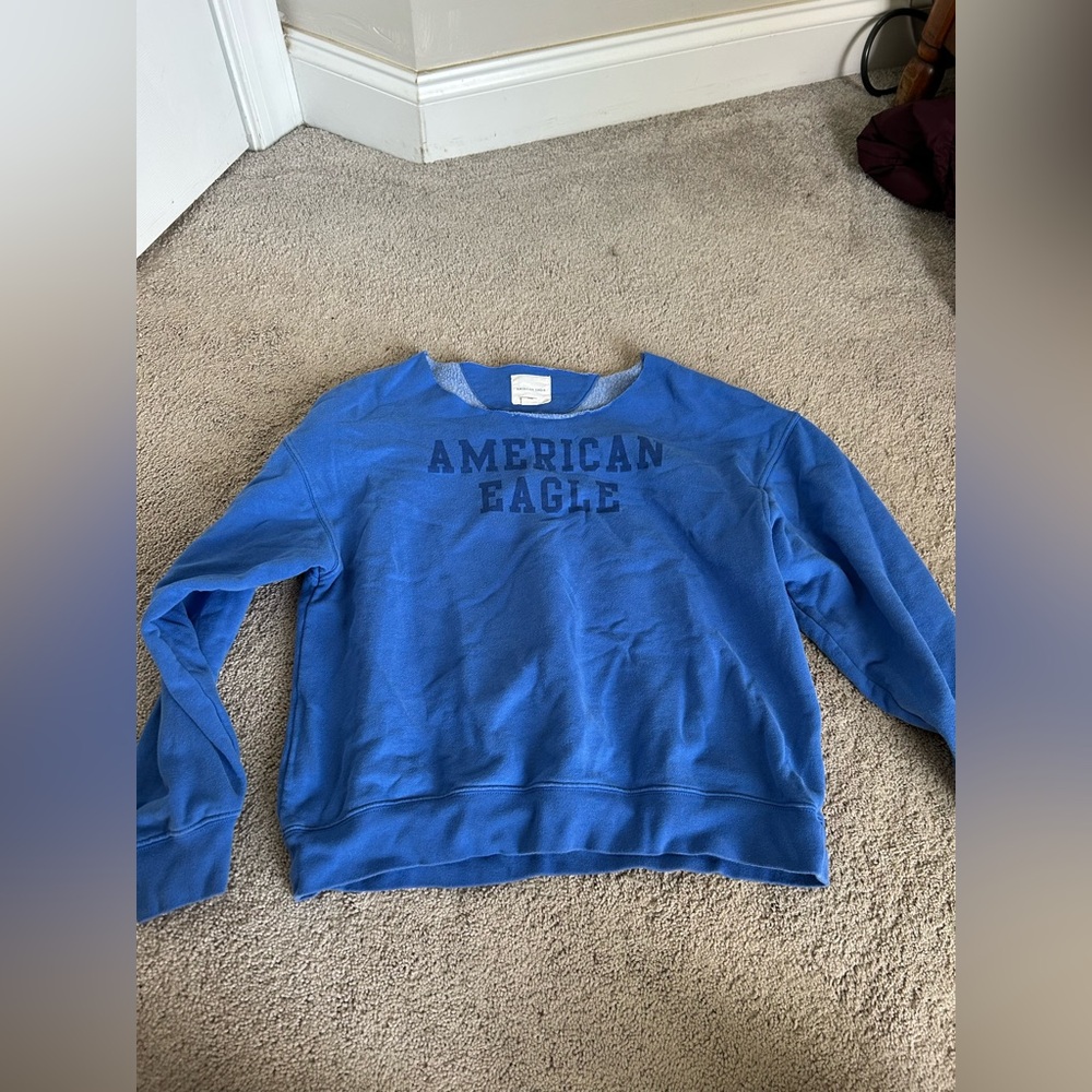 AMERICAN EAGLE- blue- sweatshirt- size small